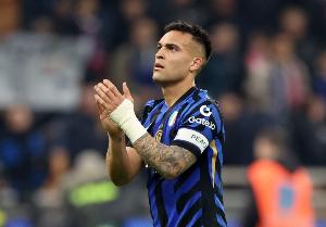 劳塔罗本场数据:3次射门打进1球,传球成功率94%&获评8.1分