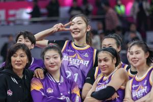 蝉联MVP!场均得分+效率值本土第1!来听听韩旭谈个人赛季表现