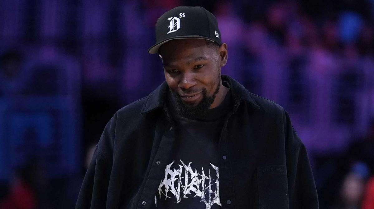 太阳交易后,火箭队发布凯文·杜兰特的变身视频