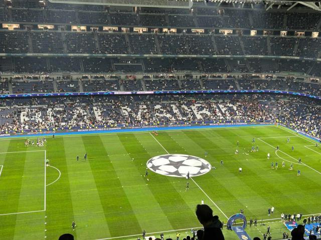 【现场】安帅整活险些玩脱，122周年庆皇马惊险晋级