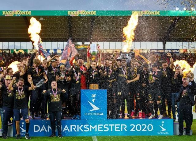 万博体育-【专栏】王勤伯：球队团建，不仅是唱首歌