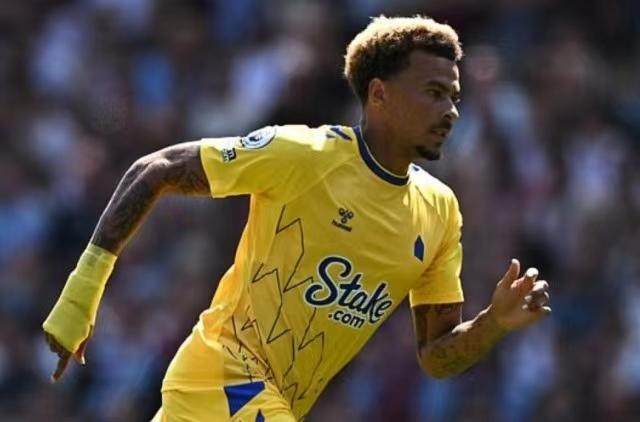 【早报】举债买曼联，60亿卖出？格雷泽家族杠杆的神！