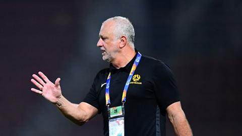 1629260478427085958.jpg 万博体育-澳队主帅:不担心没主场 首战中国队预计中的3分!