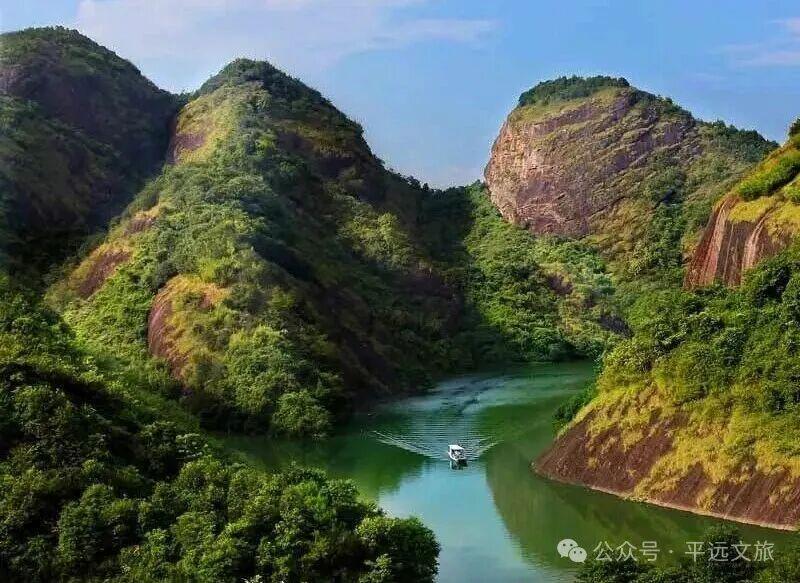 竞猜有奖!平远县“盛世豪庭杯”(贺岁杯)足球赛2月8日激情开赛